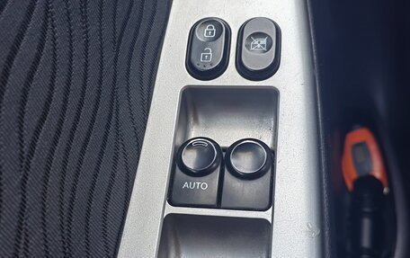 Hyundai Solaris II рестайлинг, 2012 год, 700 000 рублей, 10 фотография