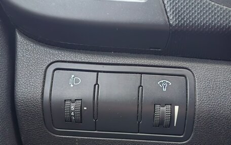 Hyundai Solaris II рестайлинг, 2012 год, 700 000 рублей, 9 фотография