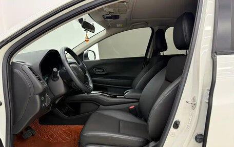 Honda Vezel, 2022 год, 1 520 000 рублей, 5 фотография