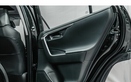 Toyota RAV4, 2025 год, 4 190 000 рублей, 11 фотография