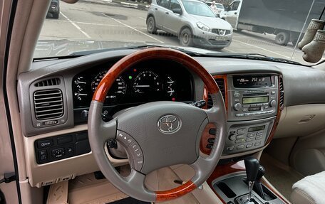 Toyota Land Cruiser 100 рестайлинг 2, 2007 год, 4 950 000 рублей, 7 фотография