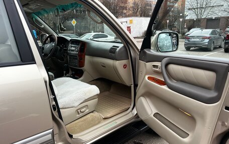 Toyota Land Cruiser 100 рестайлинг 2, 2007 год, 4 950 000 рублей, 18 фотография