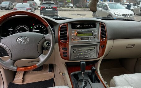 Toyota Land Cruiser 100 рестайлинг 2, 2007 год, 4 950 000 рублей, 25 фотография