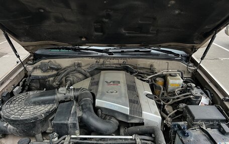 Toyota Land Cruiser 100 рестайлинг 2, 2007 год, 4 950 000 рублей, 21 фотография