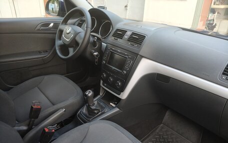 Skoda Yeti I рестайлинг, 2012 год, 1 060 000 рублей, 10 фотография