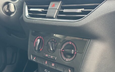 Volkswagen Polo VI (EU Market), 2021 год, 1 250 000 рублей, 17 фотография