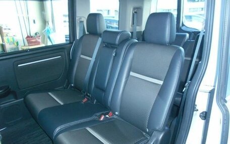 Honda Stepwgn IV, 2021 год, 2 180 855 рублей, 11 фотография