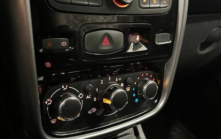 Renault Duster I рестайлинг, 2013 год, 827 000 рублей, 11 фотография