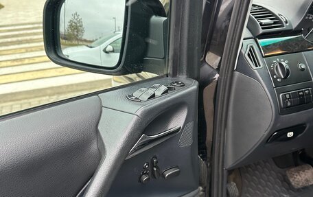 Mercedes-Benz Viano, 2012 год, 3 000 000 рублей, 9 фотография