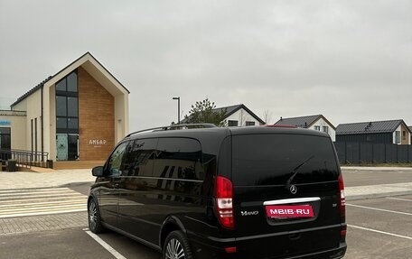 Mercedes-Benz Viano, 2012 год, 3 000 000 рублей, 2 фотография