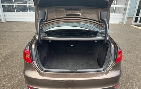 Volkswagen Jetta VI, 2012 год, 755 000 рублей, 8 фотография