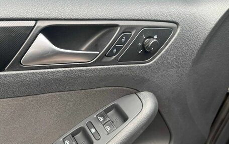 Volkswagen Jetta VI, 2012 год, 755 000 рублей, 17 фотография