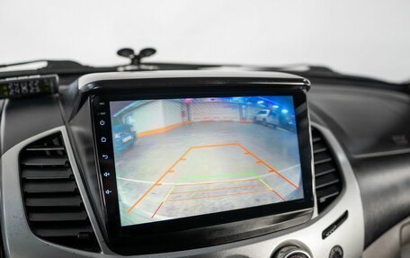 Mitsubishi L200 IV рестайлинг, 2010 год, 1 950 000 рублей, 10 фотография