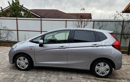 Honda Fit III, 2018 год, 1 530 000 рублей, 7 фотография