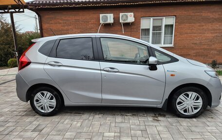 Honda Fit III, 2018 год, 1 530 000 рублей, 4 фотография