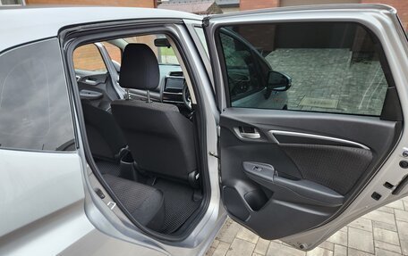 Honda Fit III, 2018 год, 1 530 000 рублей, 12 фотография