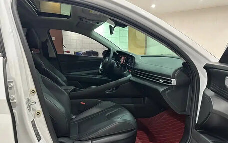 Hyundai Elantra, 2022 год, 1 380 000 рублей, 19 фотография