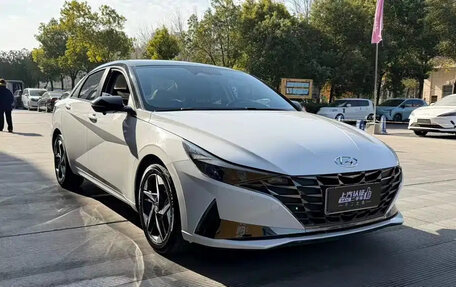 Hyundai Elantra, 2022 год, 1 390 000 рублей, 3 фотография