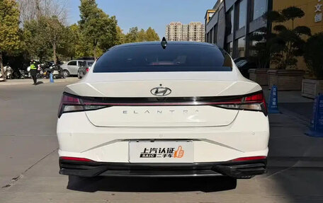 Hyundai Elantra, 2022 год, 1 390 000 рублей, 8 фотография