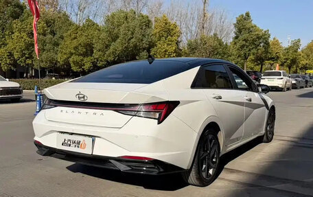 Hyundai Elantra, 2022 год, 1 390 000 рублей, 9 фотография