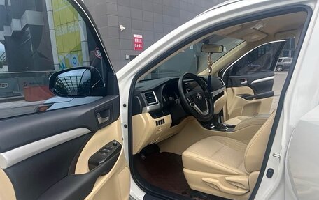 Toyota Highlander III, 2021 год, 4 033 044 рублей, 4 фотография