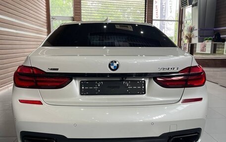 BMW 7 серия, 2016 год, 3 550 000 рублей, 5 фотография