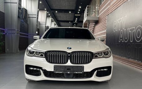 BMW 7 серия, 2016 год, 3 550 000 рублей, 2 фотография