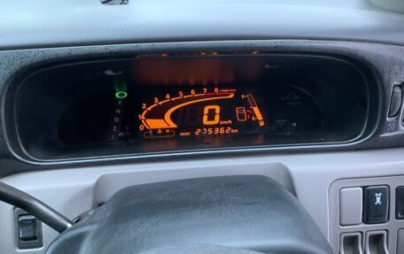 Nissan Liberty, 2000 год, 240 000 рублей, 10 фотография