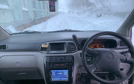 Nissan Liberty, 2000 год, 240 000 рублей, 12 фотография