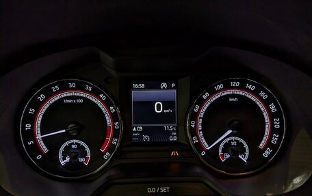 Skoda Octavia RS, 2020 год, 2 800 000 рублей, 12 фотография