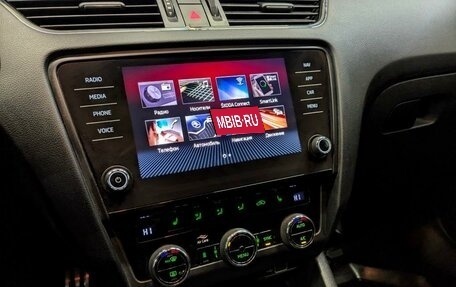 Skoda Octavia RS, 2020 год, 2 800 000 рублей, 14 фотография