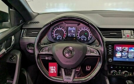 Skoda Octavia RS, 2020 год, 2 800 000 рублей, 21 фотография