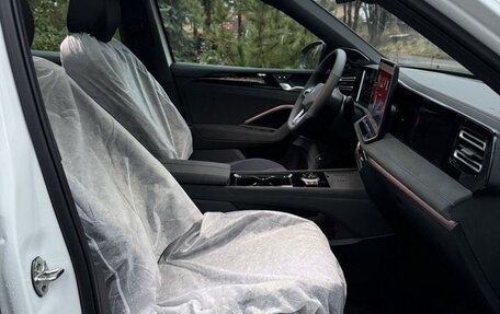 Volkswagen Tiguan, 2025 год, 4 700 000 рублей, 21 фотография