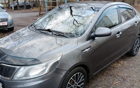 KIA Rio III рестайлинг, 2013 год, 590 000 рублей, 4 фотография