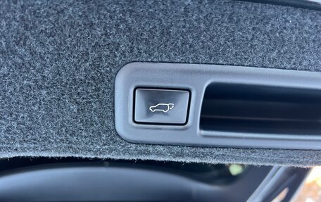 Lexus RX IV рестайлинг, 2016 год, 4 050 000 рублей, 20 фотография