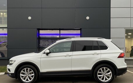 Volkswagen Tiguan II, 2018 год, 3 089 000 рублей, 8 фотография