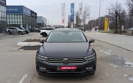 Volkswagen Passat B8 рестайлинг, 2023 год, 3 350 000 рублей, 2 фотография