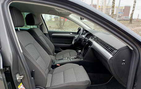 Volkswagen Passat B8 рестайлинг, 2023 год, 3 350 000 рублей, 13 фотография