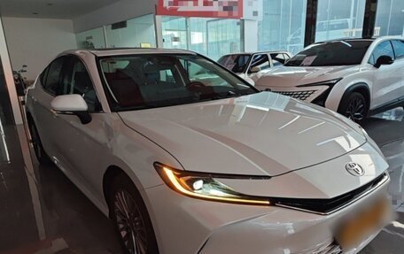 Toyota Camry, 2024 год, 3 160 457 рублей, 2 фотография