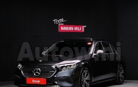 Mercedes-Benz E-Класс, 2025 год, 5 580 000 рублей, 1 фотография