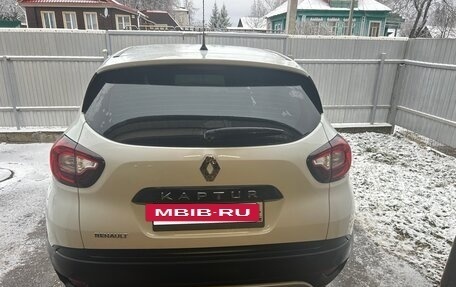 Renault Kaptur I рестайлинг, 2019 год, 1 500 000 рублей, 4 фотография