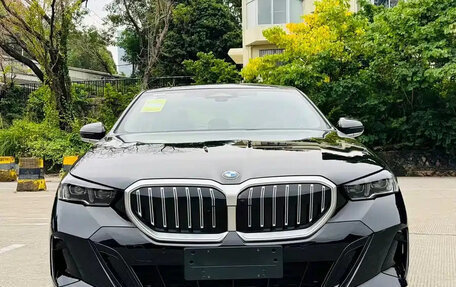 BMW 5 серия, 2025 год, 7 768 570 рублей, 5 фотография