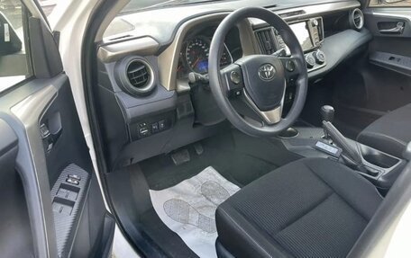 Toyota RAV4, 2015 год, 2 500 000 рублей, 4 фотография