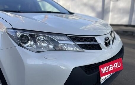 Toyota RAV4, 2015 год, 2 500 000 рублей, 2 фотография