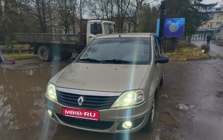 Renault Logan I, 2010 год, 390 000 рублей, 1 фотография