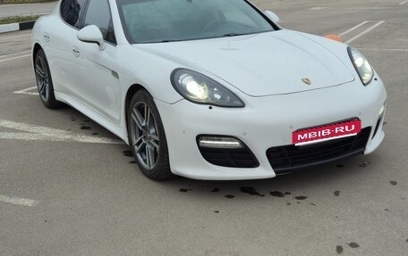 Porsche Panamera II рестайлинг, 2011 год, 2 250 000 рублей, 1 фотография