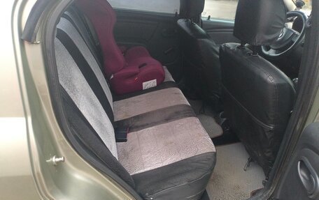 Renault Logan I, 2010 год, 390 000 рублей, 10 фотография