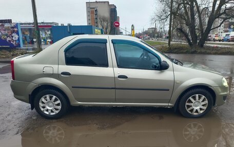 Renault Logan I, 2010 год, 390 000 рублей, 4 фотография