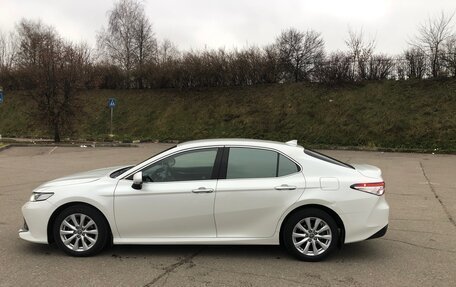 Toyota Camry, 2019 год, 2 280 000 рублей, 3 фотография