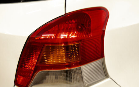 Toyota Vitz, 2008 год, 799 000 рублей, 10 фотография